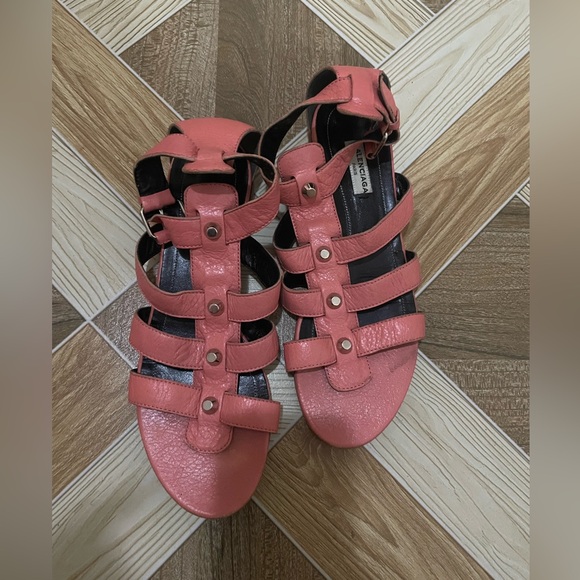 ❤️⭐️Studded Gladiator Sandals - Picture 2 of 12